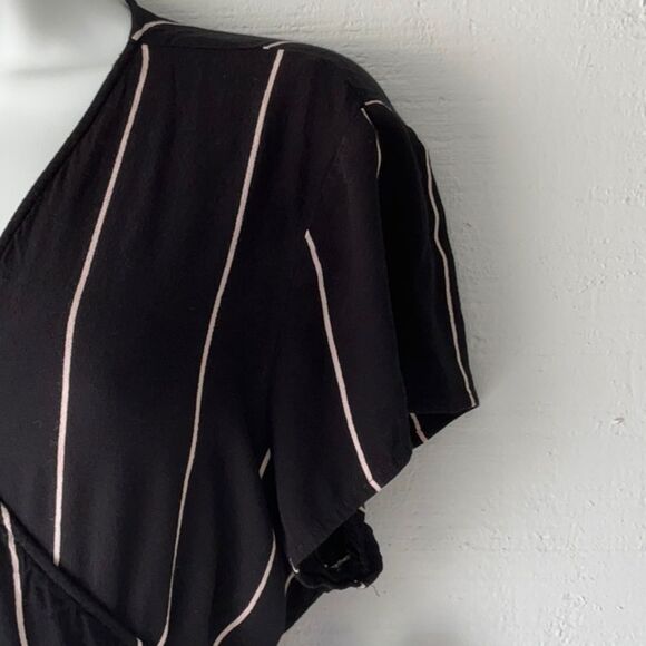 LOFT Wrap Dress with White Stripes and belt - Picture 4 of 15